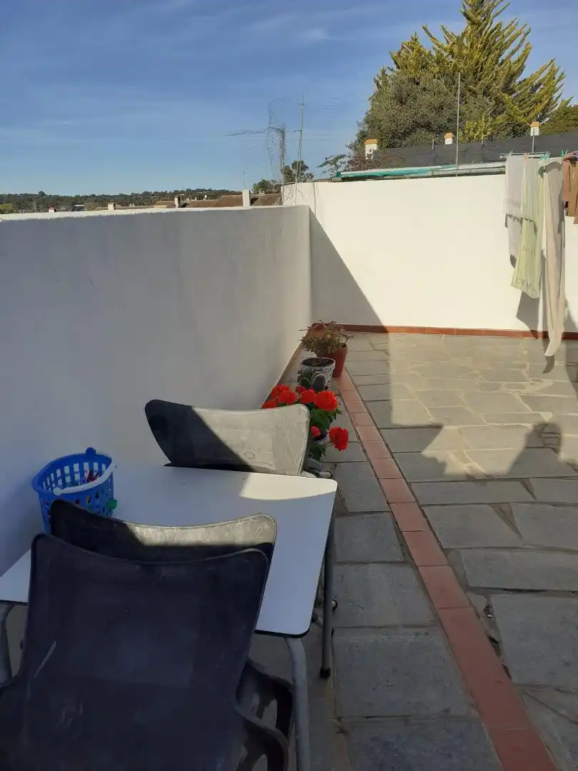 Terrassa de Casa o xalet en venda en El Pedroso amb Aire condicionat i Terrassa
