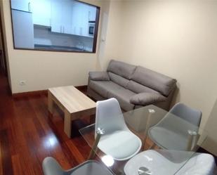 Living room of Flat to rent in Vigo   with Heating, Parquet flooring and Storage room