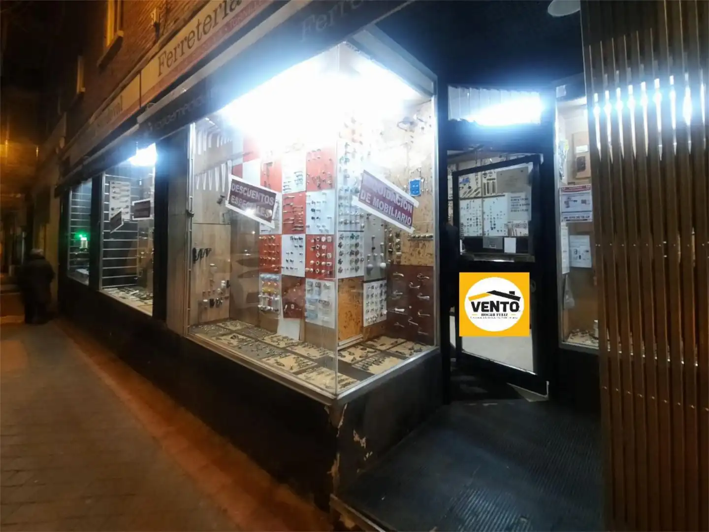 Local en traspaso en Calle Eduardo Morales, 18, Vista Alegre Local en traspaso en Madrid con Aire acondicionado, Calefacción y Amueblado
