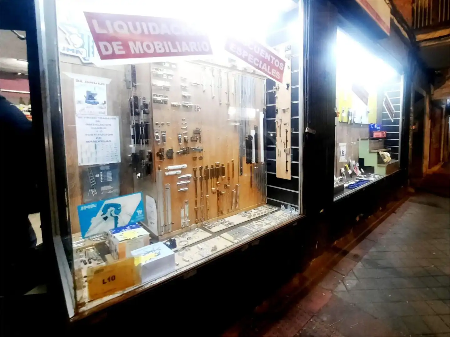 Local en traspaso en Calle Eduardo Morales, 18, Vista Alegre Local en traspaso en Madrid con Aire acondicionado, Calefacción y Amueblado