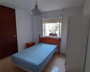 Dormitori de Apartament de lloguer en Jerez de la Frontera amb Moblat