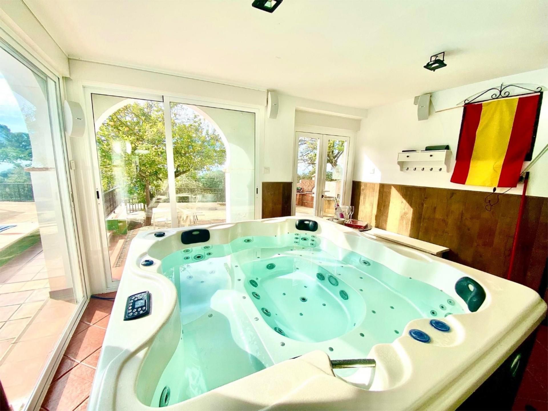 Garden of House or chalet to rent in  Córdoba Capital  with Air Conditioner, Heating and Private garden