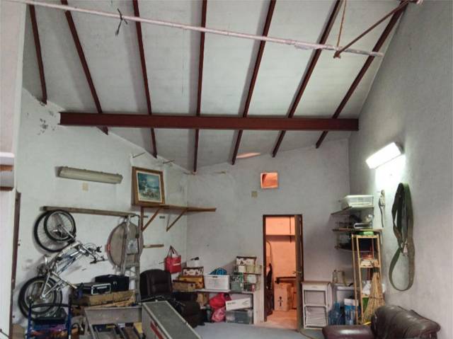 Local comercial en Venta en Calle de las Cuatro Calles, 15 en Pezuela de las Torres