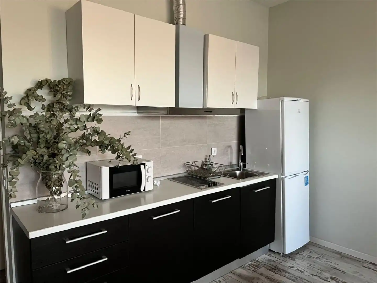 Büro zur Miete in Calle de la Calera, 3, Zona Industrial Küche von Büro zur Miete in Tres Cantos