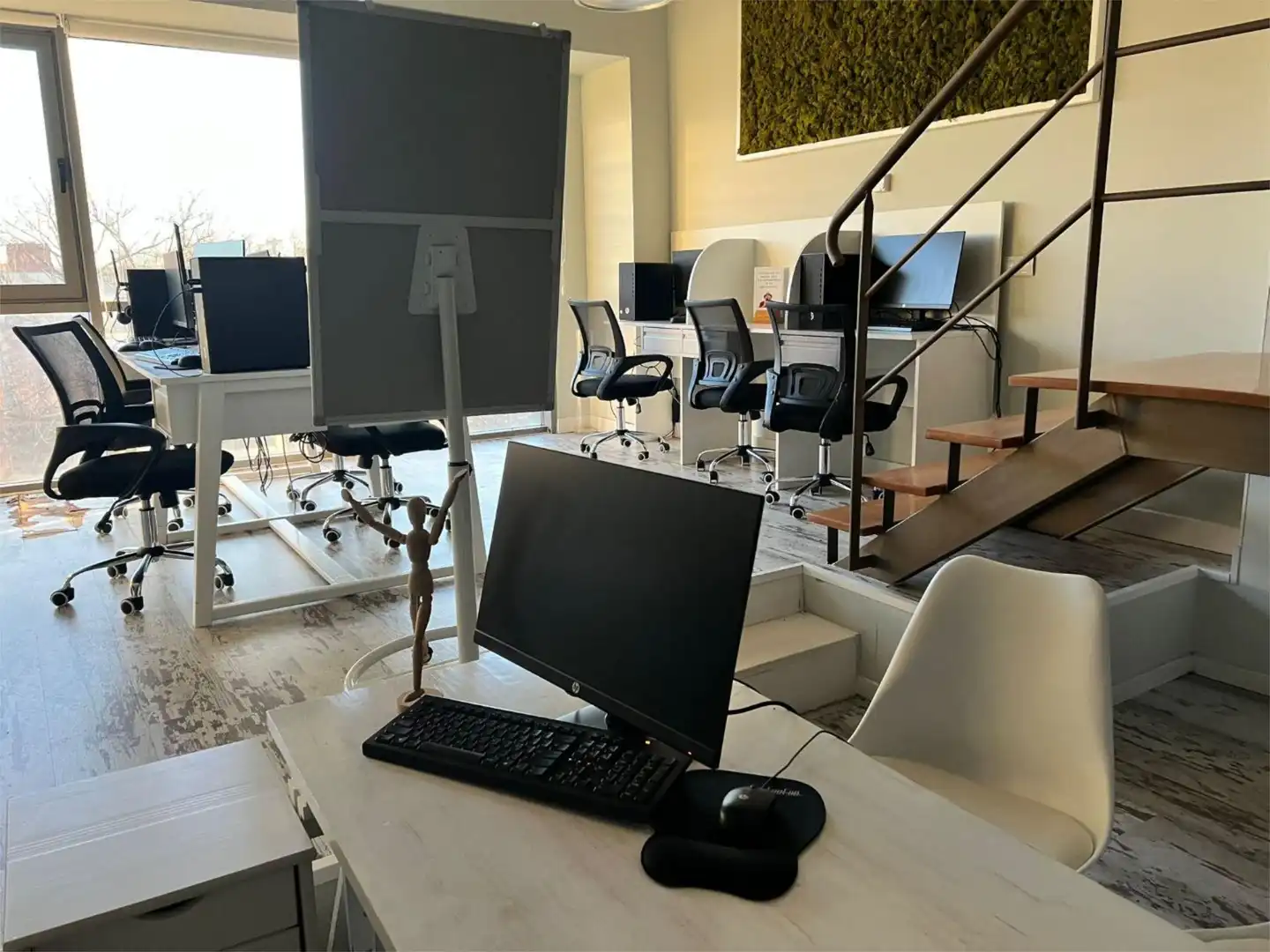 Büro zur Miete in Calle de la Calera, 3, Zona Industrial Büro zur Miete in Tres Cantos