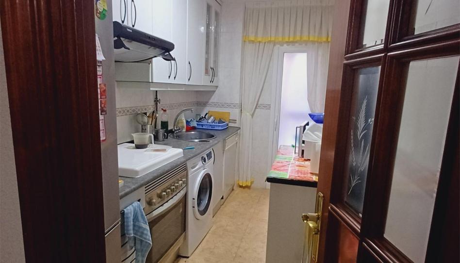 Flat to share in Calle Salamanca, 3, Centro, Madrid - image 1 Photo 1 of Flat to share in Calle Salamanca, 3, Centro, Madrid