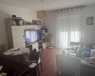 Living room of Flat for sale in  Toledo Capital  with Heating and Terrace