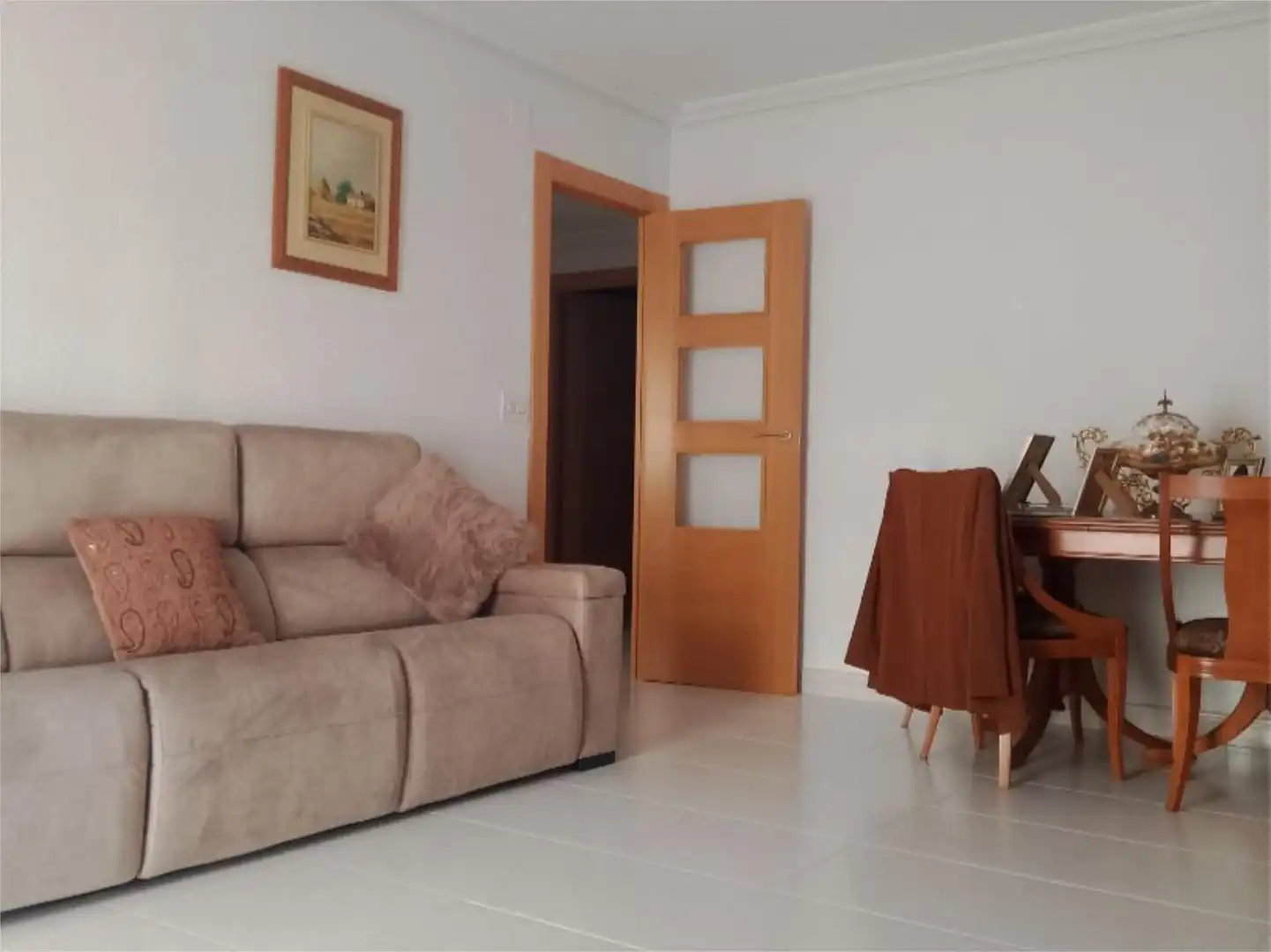 Flat for sale in Avinguda d'Alcoi, 76, Campello pueblo Living room of Flat for sale in El Campello with Air Conditioner and Balcony