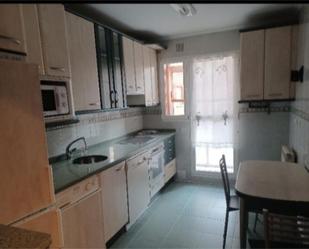 Kitchen of Flat to rent in León Capital   with Heating, Parquet flooring and Terrace