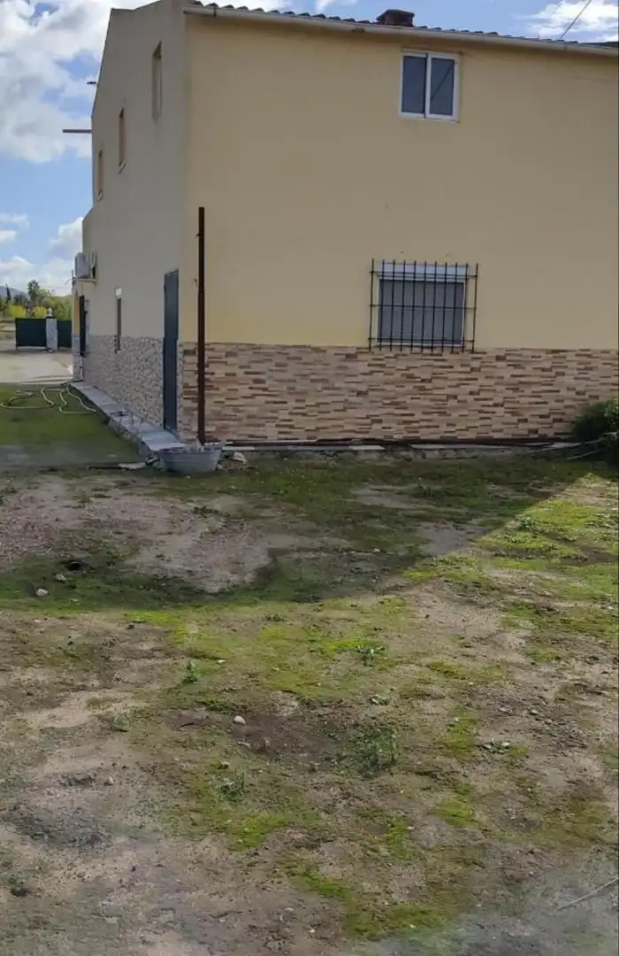 Finca rústica en venta en Calle Santa Lucía, 8, Centro Finca rústica en venta en Mérida con Terraza, Trastero y Piscina