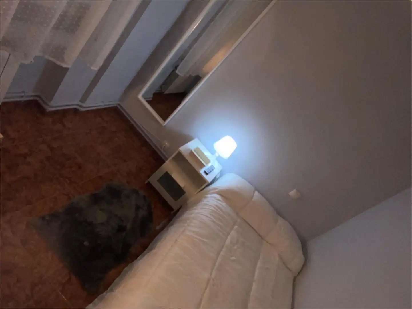 Room in Calle Chile, 4, Arturo Eyries Bedroom of Flat for share in Valladolid with Heating and Furnished