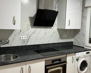 Kitchen of Flat to rent in Avilés  with Oven, Washing machine and Microwave