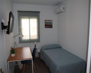 Bedroom of Flat to share in  Sevilla Capital  with Air Conditioner and Furnished