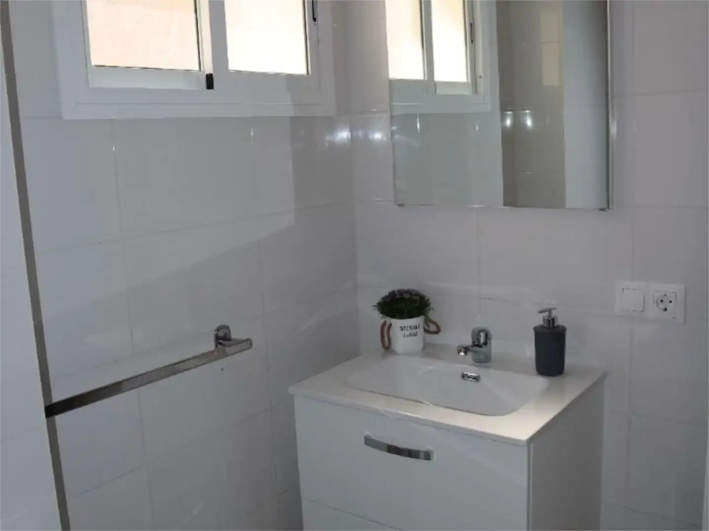 Room in Calle Coimbra, 38, El Cerro