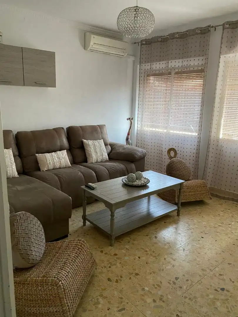 Sala d'estar de Casa adosada en venda en Villagonzalo amb Aire condicionat, Calefacció i Jardí privat