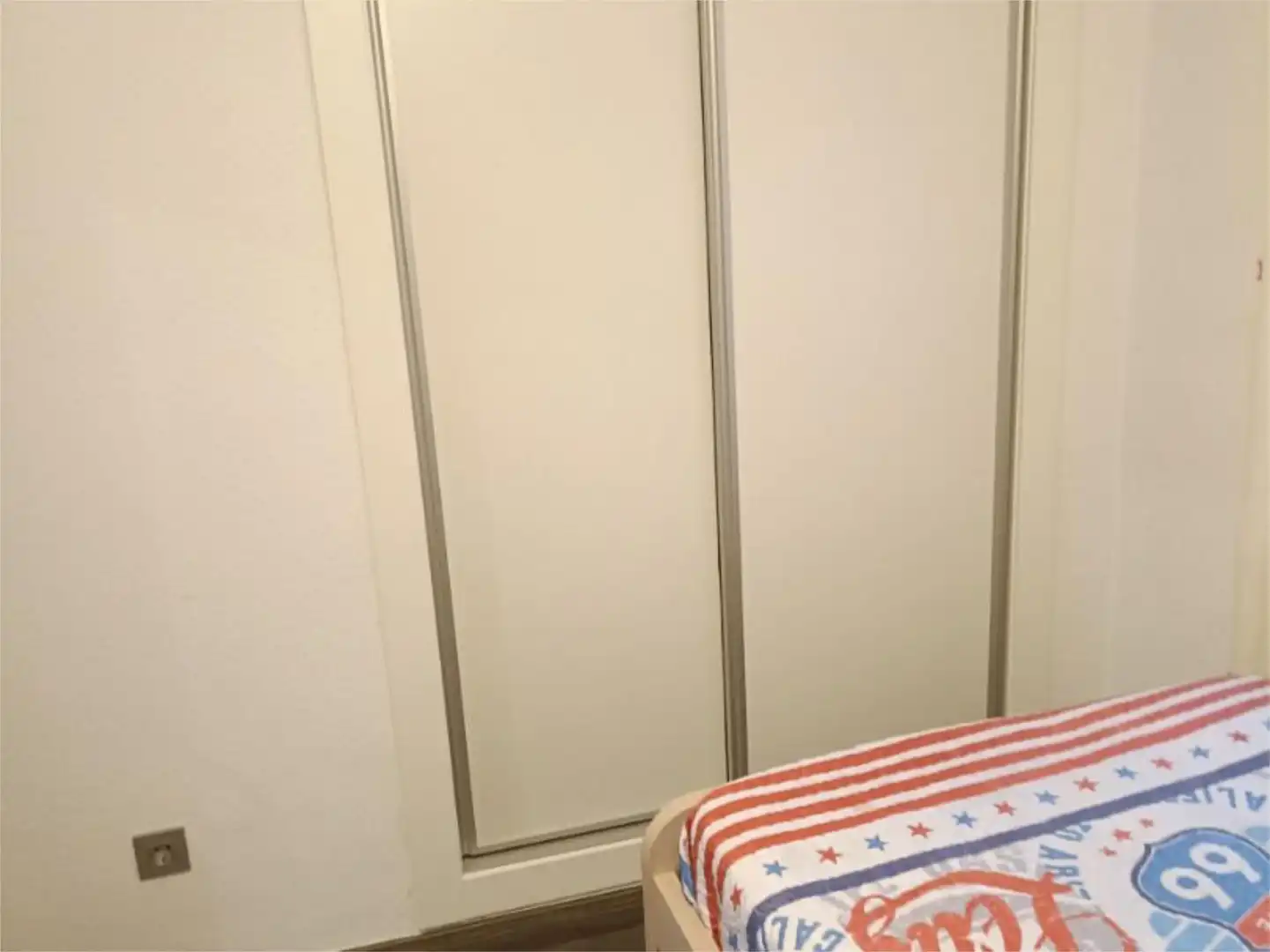 Apartamento en venta en Calle Lourdes del Polvorín, El Puerto Habitación de Apartamento en venta en Roquetas de Mar con Aire acondicionado y Terraza