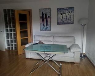 Living room of Flat to rent in  Granada Capital  with Heating, Terrace and Furnished