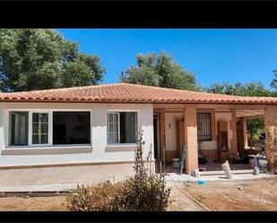 Exterior view of Single-family semi-detached for sale in Ciudad Real Capital  with Heating, Private garden and Terrace