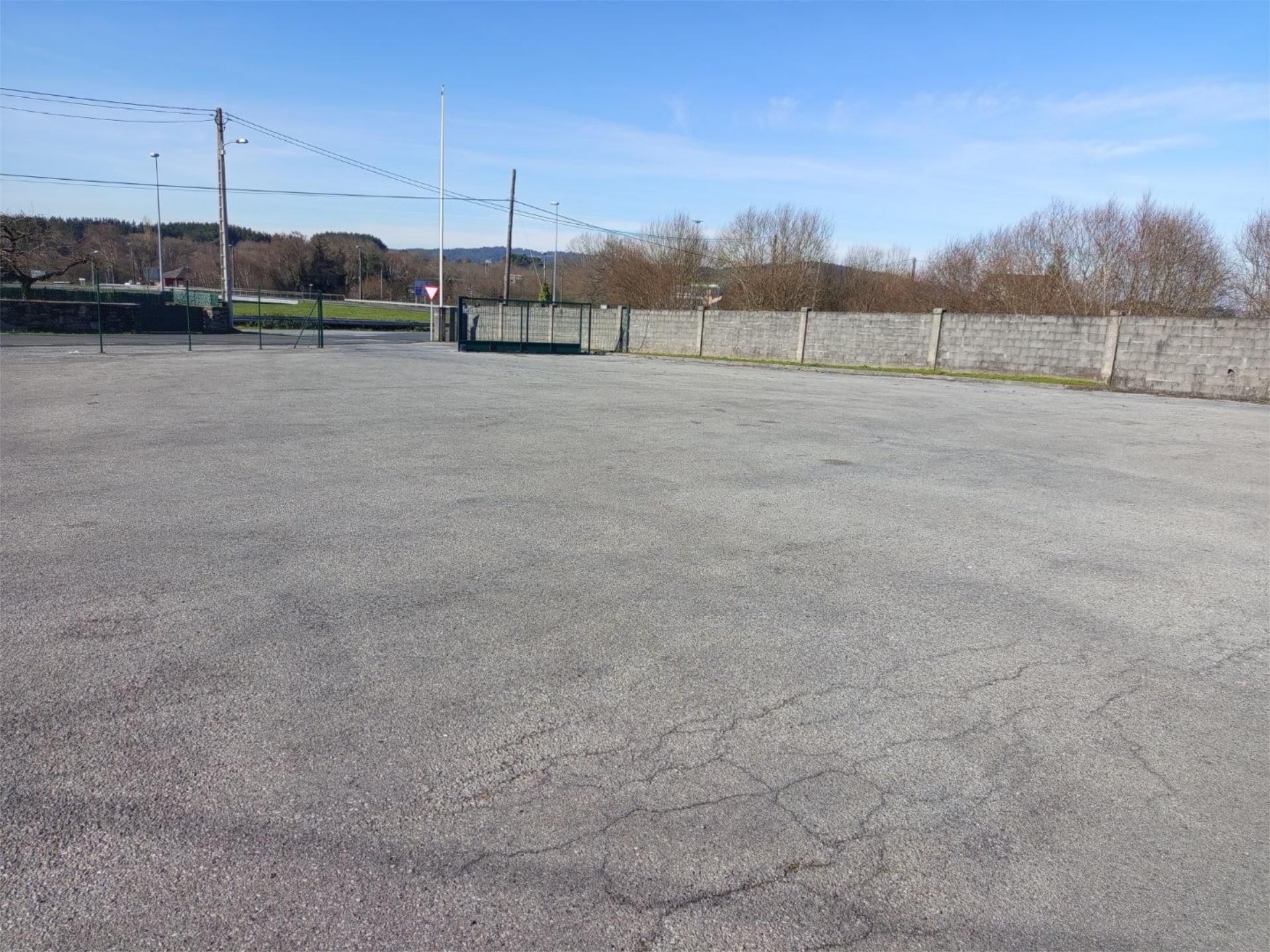 Parking de Local de alquiler en Rábade