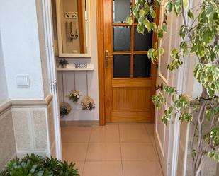 Casa adosada en venda en Linares amb Aire condicionat, Parquet i Terrassa