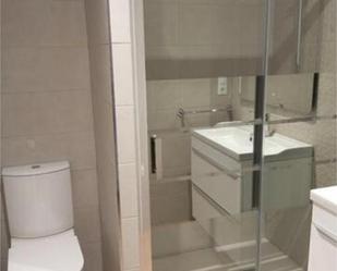 Bathroom of Flat for sale in  Granada Capital