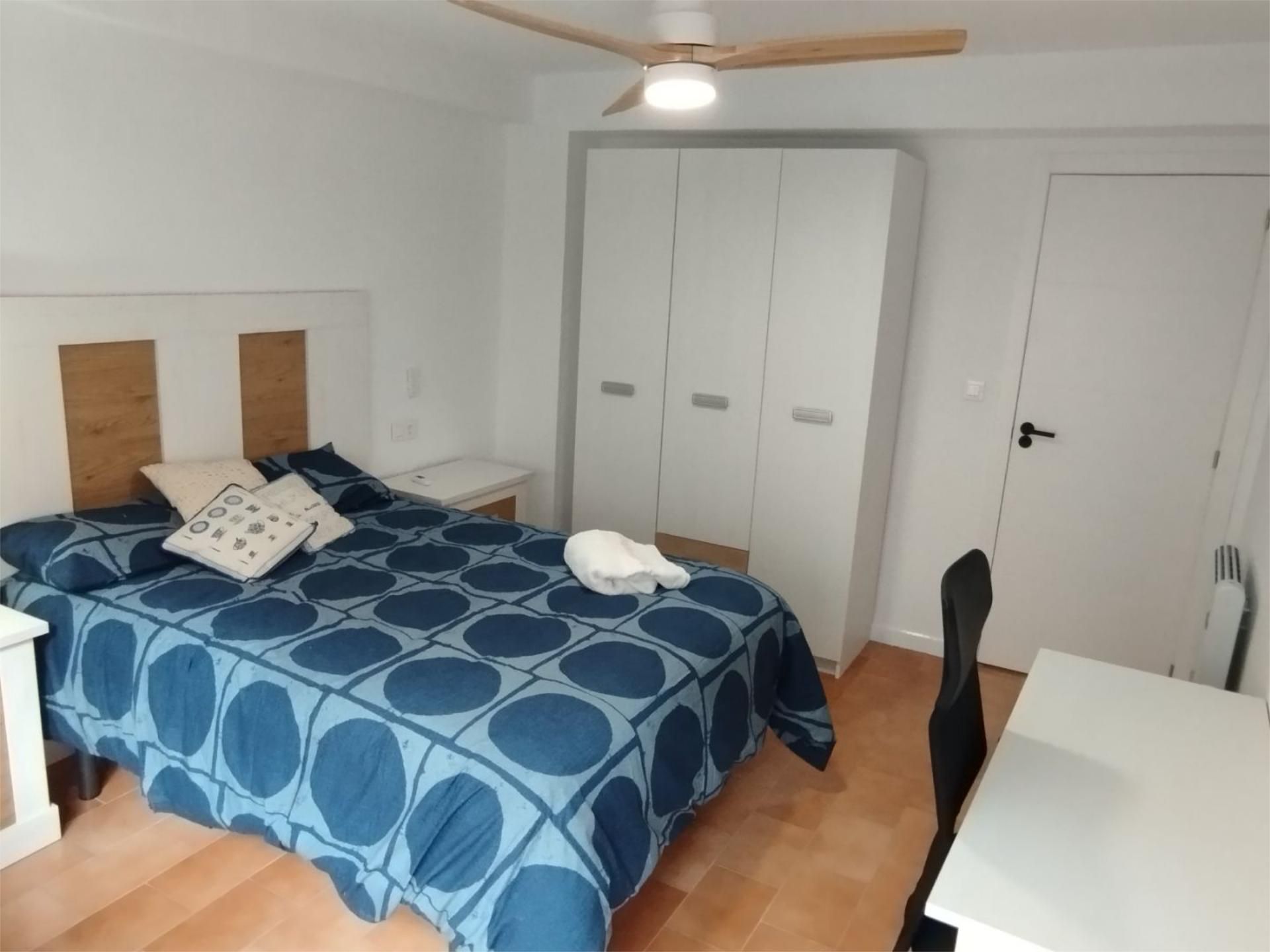 Pis per a compartir a Calle Mateos, 31, El Carmen Dormitori de Pis per a compartir en Murcia Capital amb Aire condicionat, Calefacció i Moblat