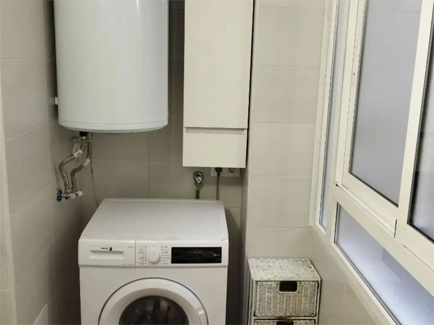 Habitación en Calle Mateos, 31, El Carmen Baño de Piso para compartir en Murcia con Aire acondicionado, Calefacción y Amueblado
