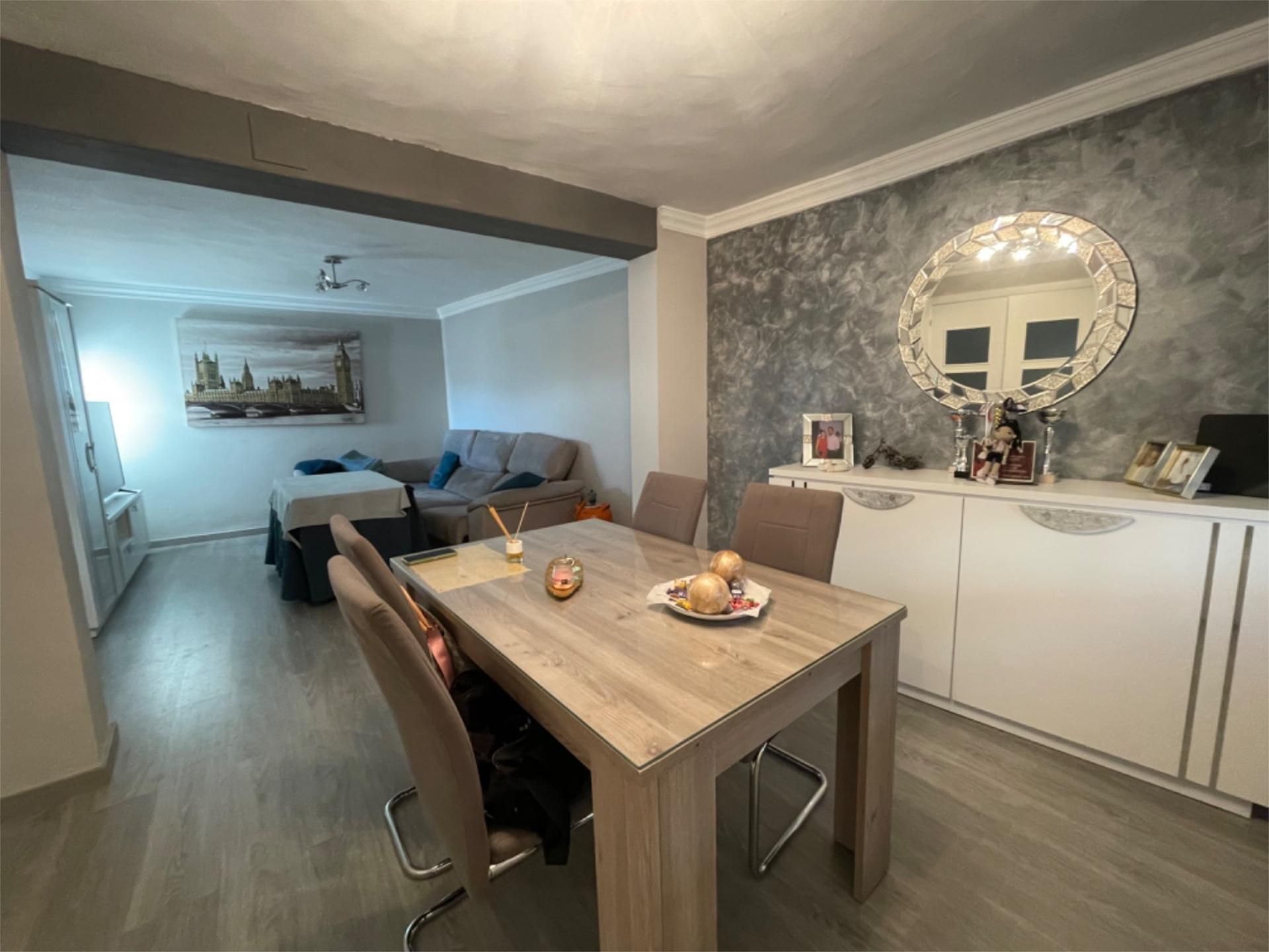 Flat for sale in Calle San Bartolomé, 49, Martos Dining room of Flat for sale in Martos with Air Conditioner, Parquet flooring and Terrace