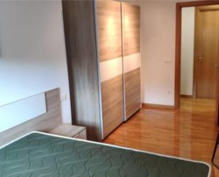 Bedroom of Flat to rent in Villamediana de Iregua  with Heating, Parquet flooring and Swimming Pool