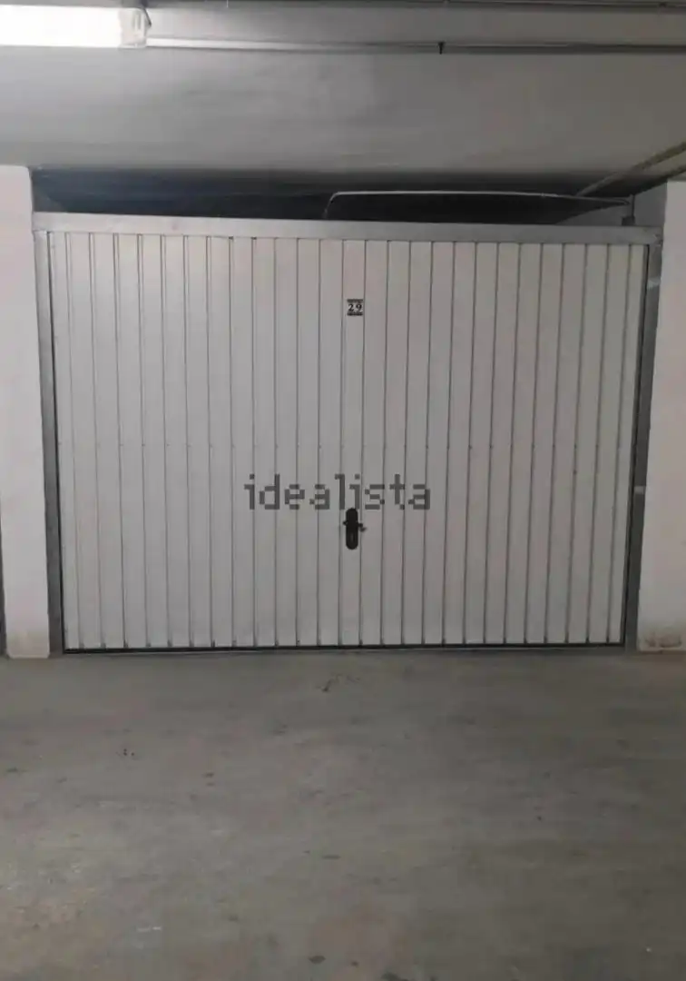 Garaje en venta en Paseo Burriana, 10, Burriana Parking de Garaje en venta en Nerja