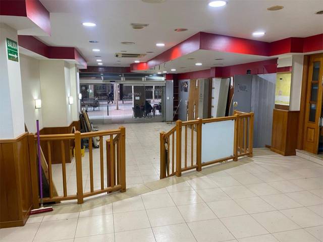 Local comercial en Alquiler en Rambla de Catalunya, 1 en Olesa de Montserrat