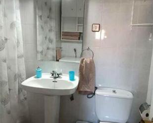 Bathroom of Apartment to rent in Roquetas de Mar