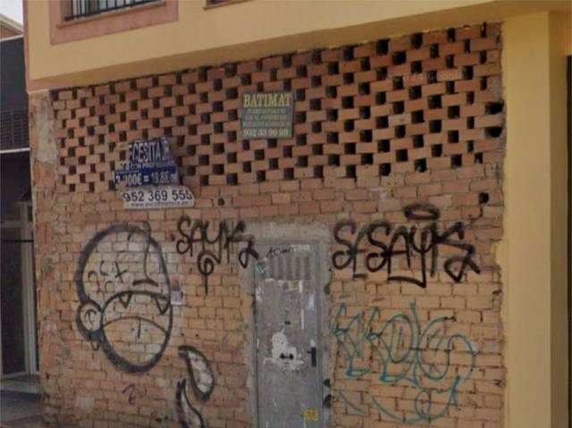 Local comercial en Venta en Calle Lope de Rueda, 180 en Fuente Alegre - El Chaparral - Los Morales