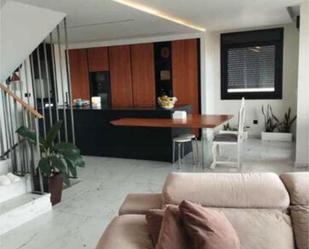 Living room of Single-family semi-detached for sale in Vigo   with Heating, Private garden and Terrace