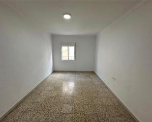 Flat to rent in Utrera  with Terrace, Storage room and Pets allowed