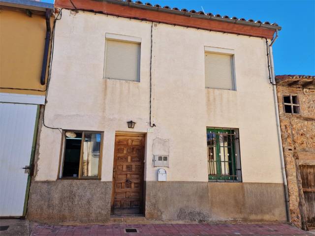 Casa adosada en Venta en Calle Real, 51 en Rioseco de Soria