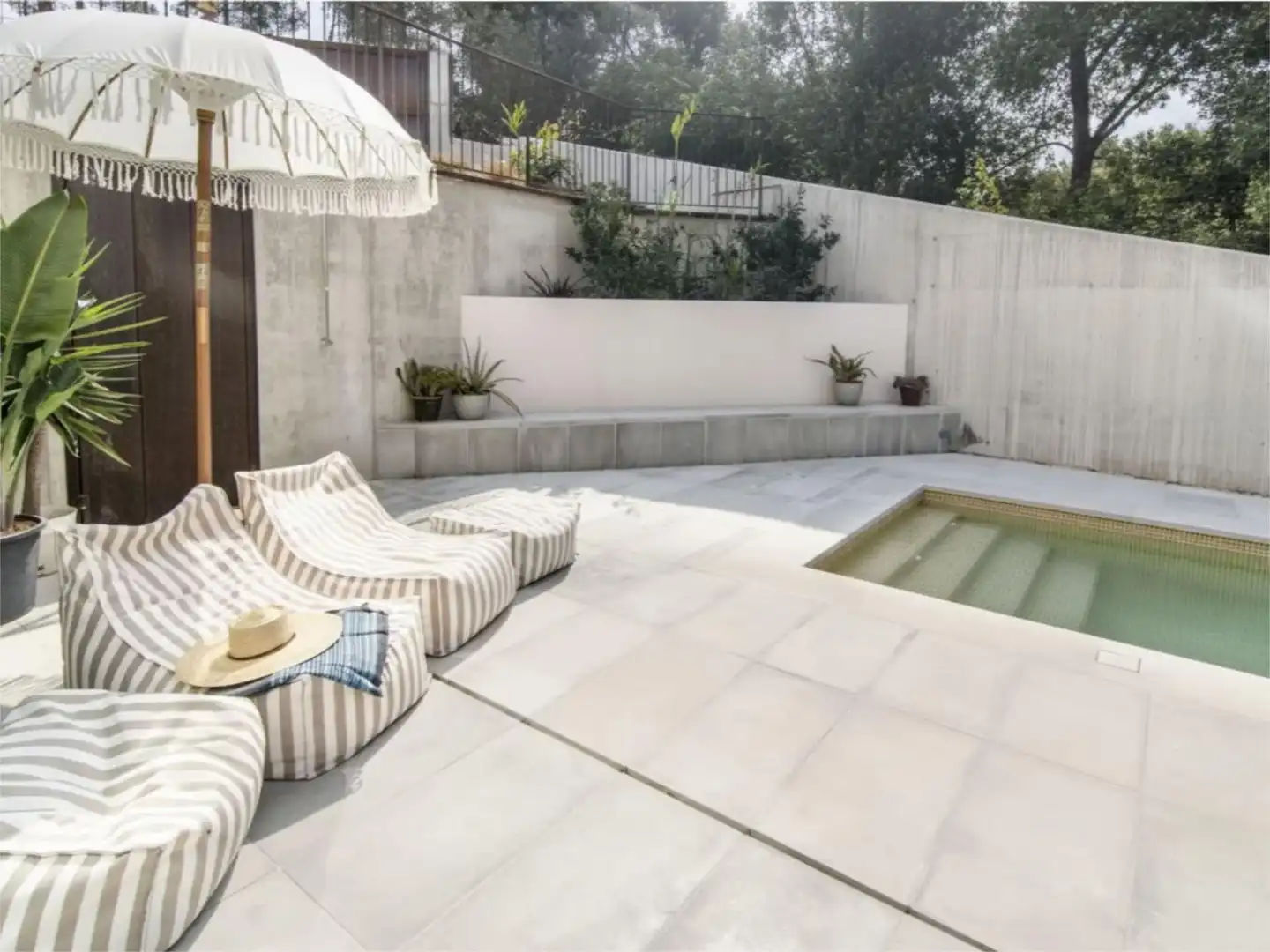 Houses for sale in Carrer Llobregat, 5, Mas Alba Terrace of Houses for sale in Sant Pere de Ribes with Air Conditioner, Heating and Private garden
