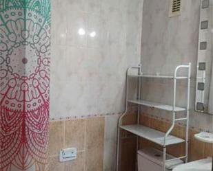 Bathroom of Flat for sale in La Puebla de Alfindén  with Heating, Private garden and Terrace