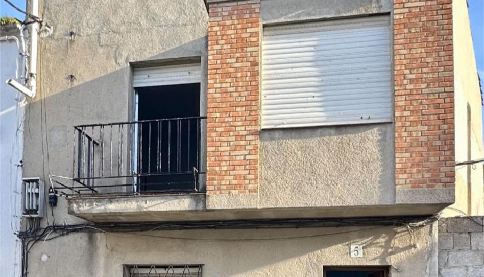 Casa adosada en venda a Travesía Jaén, 5, Mengíbar, Jaén - imatge 1 Foto 1 de Casa adosada en venda a Travesía Jaén, 5, Mengíbar, Jaén