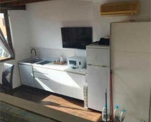 Cuina de Apartament de lloguer en Torrox amb Terrassa i Piscina