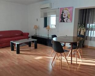 Living room of Flat for sale in  Sevilla Capital