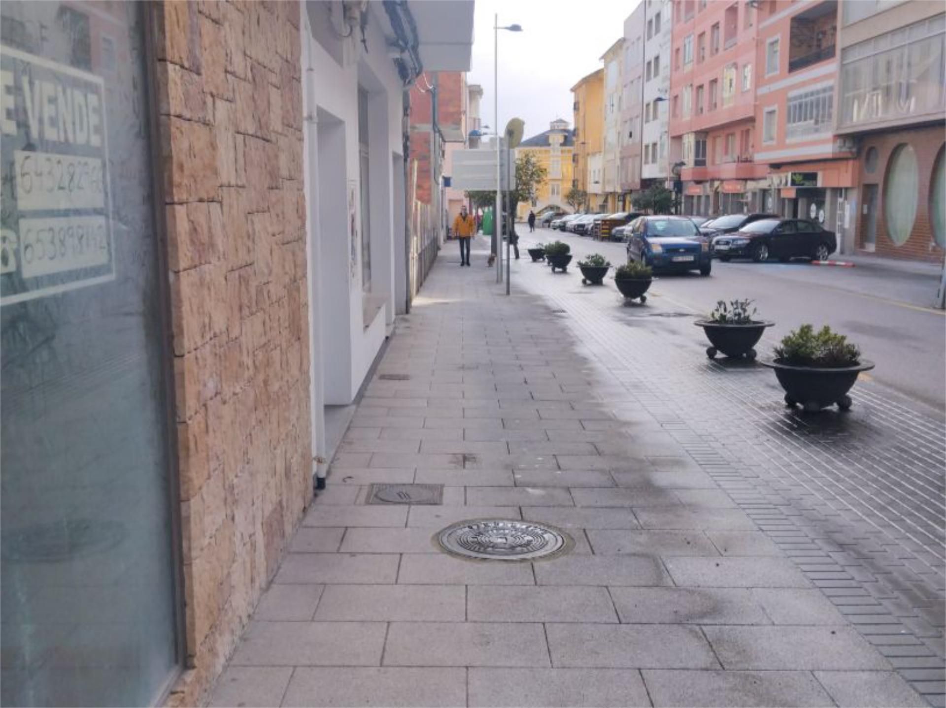 Vista exterior de Local en venda en Burela