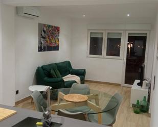 Living room of Flat to share in Reus  with Air Conditioner, Furnished and Balcony