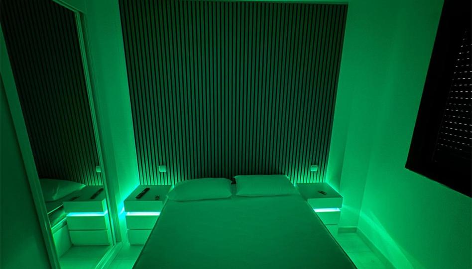 Foto 1 de Pis de lloguer a Calle de Pirra, 44, Rejas, Madrid