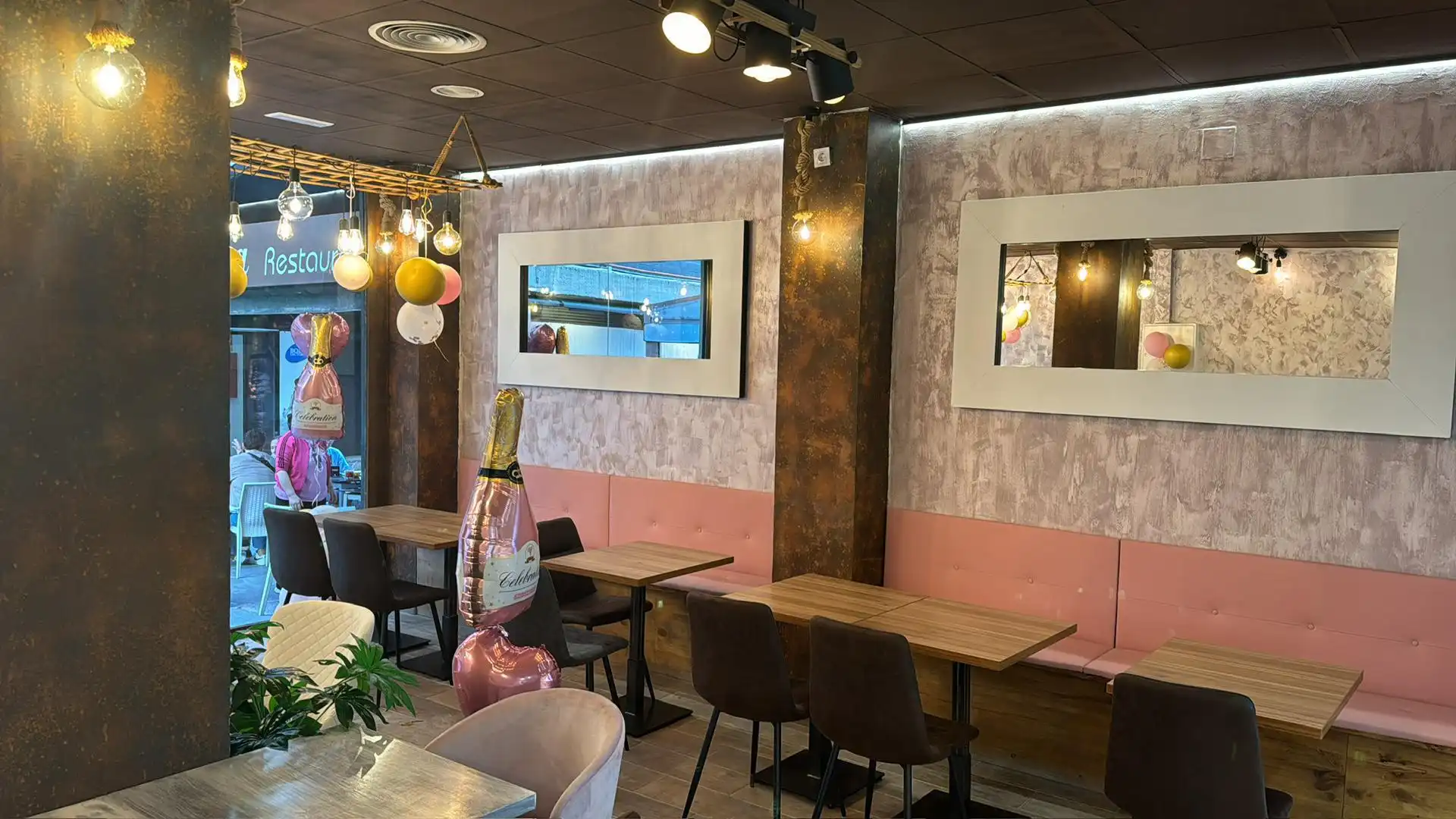 Commercial properties for rent in Calle de la Madre Sacramento, 6, Argüelles Commercial properties for rent in Madrid with Air Conditioner and Heating