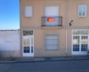 Exterior view of Flat for sale in Sierra de Fuentes  with Swimming Pool