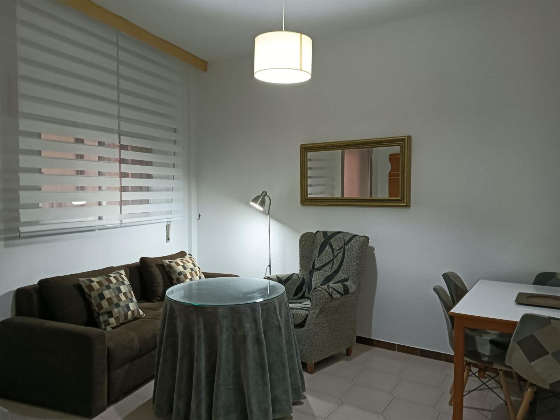 Living room of Flat to rent in Navalvillar de Pela  with Air Conditioner, Furnished and Balcony