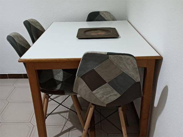 Piso en Alquiler en Calle Cantarranas, 77 en Navalvillar de Pela