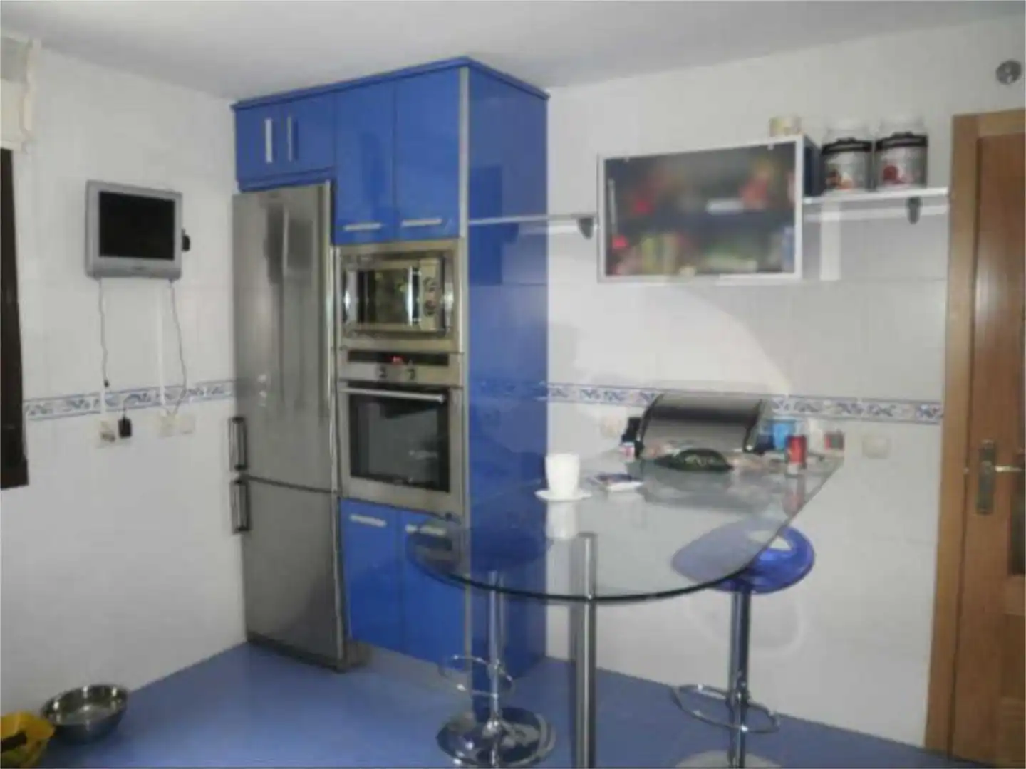 Room in Calle Francisco de Mora, 61, Zaburdón - Monte Escorial Kitchen of Flat for share in San Lorenzo de El Escorial with Private garden, Parquet flooring and Terrace