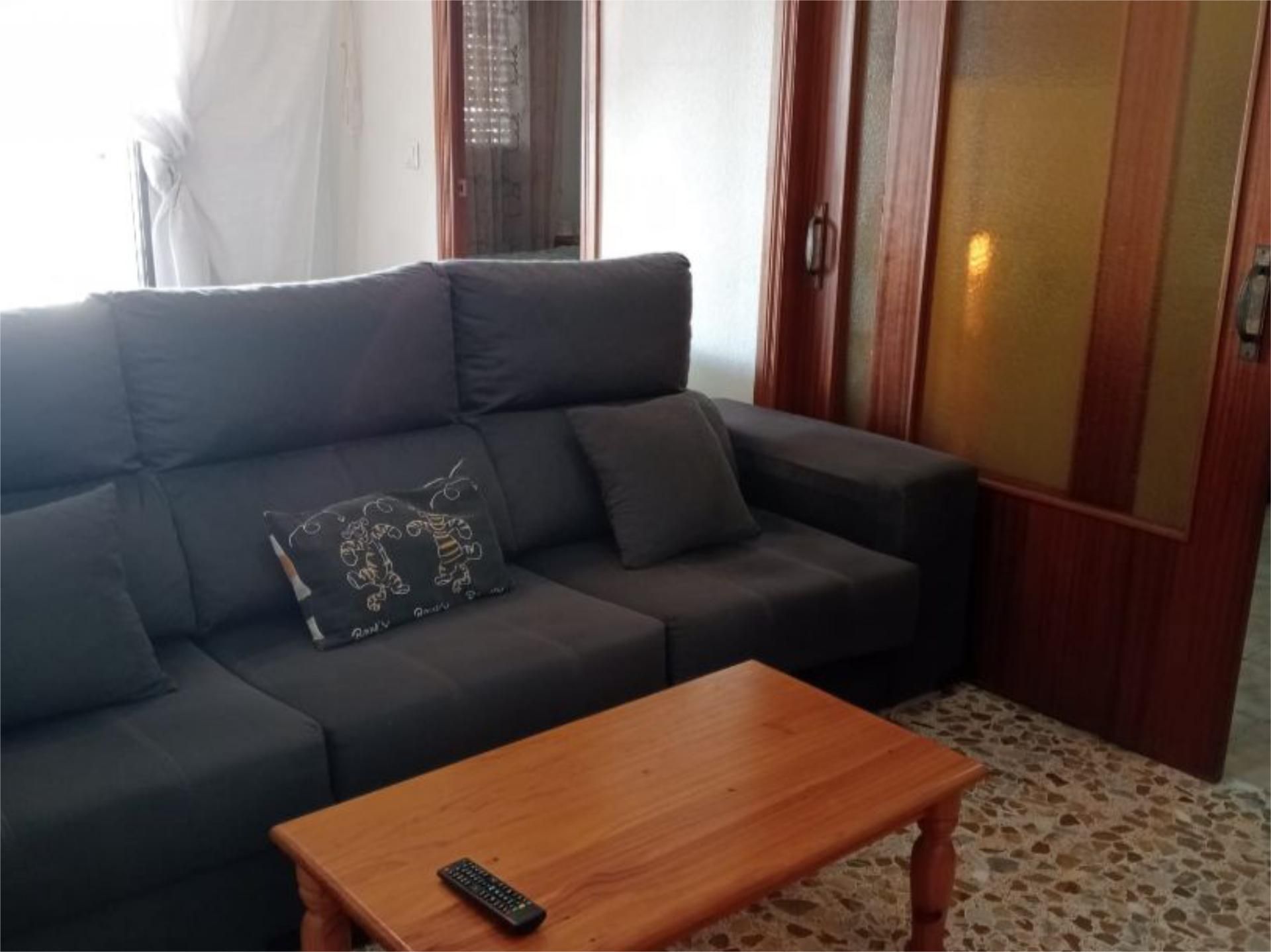 Sala d'estar de Apartament de lloguer en Torrevieja amb Terrassa i Balcó